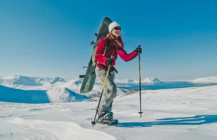 Helena på snöskor! Foto: Carl Lundberg