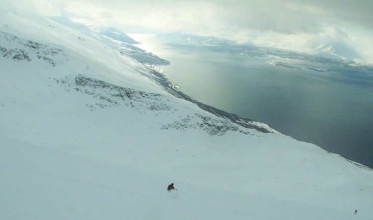  April 2012. Skitouring Narvik. Foto:Magnus Strand