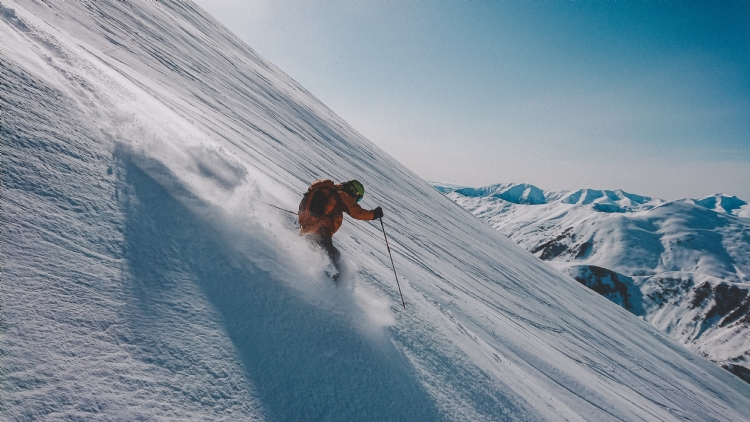 Offpistskidåkning i Gudauri. Foto: Andreas Bengtsson