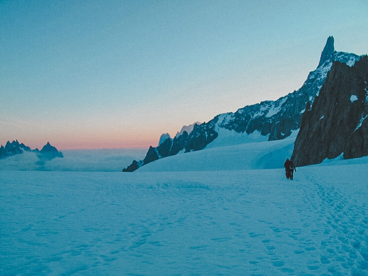 Morning light over Geant glacier. June 2010. Photo: Magnus Strand