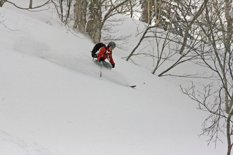 Anders Wärvik powder skiing in Hokkaido, Japan. January 8 2010. Photo: Andreas Bengtsson 